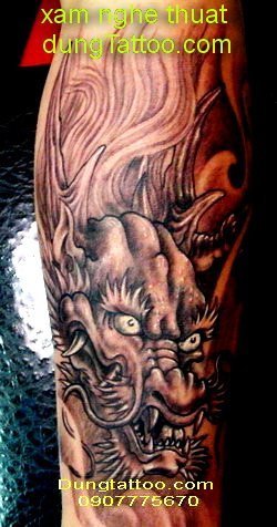 xam hinh rong nghe thuat tren canh tay 3d