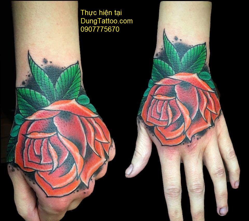 hình xăm hoa hồng theo kiểu tuyền thống giá rẻ đẹp cho sinh viên 0907775670