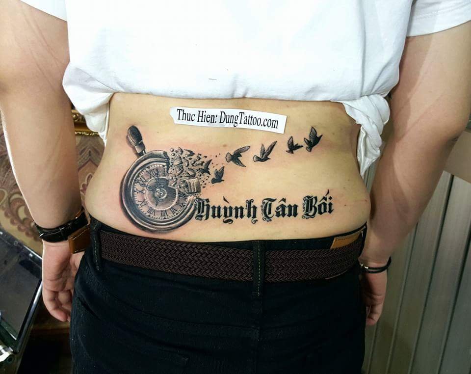 Hình xăm đồng hồ cát 3d vỡ thành từng mảnh hoá chim-thực hiện tại dũng 0907775670