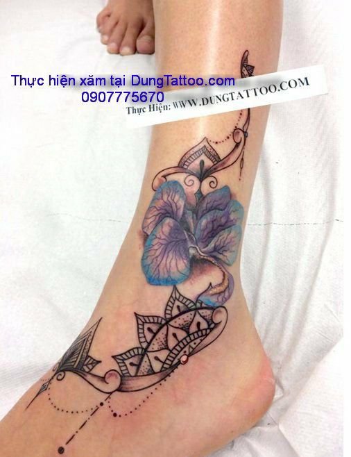 hình xăm hoa lan dây leo mới thực hiện thao giá báo sẵn