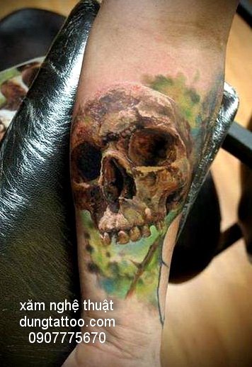 Dung moi thuc hien hinh xam dau lau mat quy dep nam tinh 3d mau canh tay